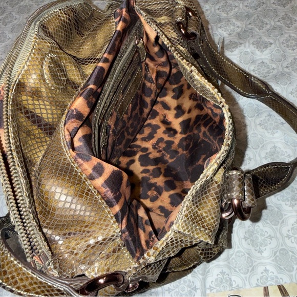 B. Makowsky Snake Embossed Leather Jordan’s Satchel - Picture 8 of 12